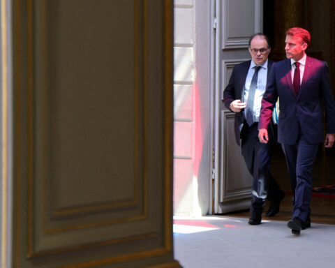 French central bank succession fight tests Macron's sway ahead of 2027 election