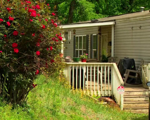 Teen suspect in triple homicide returns to North Carolina to face murder charges