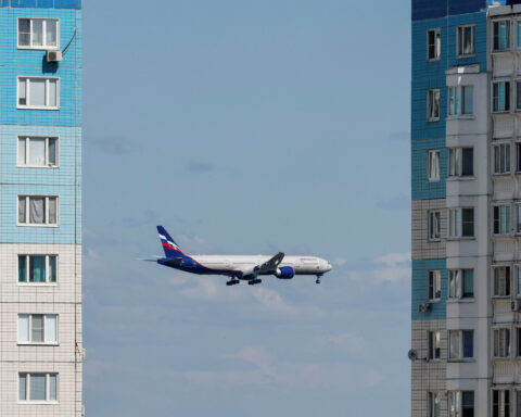 Airlines cancel flights in response to Middle East conflict