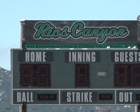 Fire crew saves little league playoff game after power outage