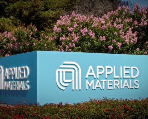 Applied Materials sees quarterly revenue above estimates on sustained AI spending