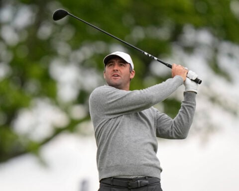Scottie Scheffler part of 7-way tie for the lead at PGA Championship