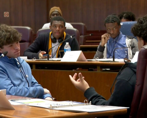 CPS students spend day as Chicago City Council, passing ordinances and getting hands-on civics lesson
