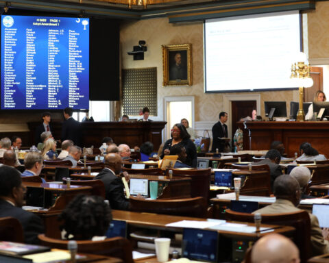 New US House map in Florida accused of violating state ban on partisan gerrymandering