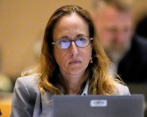 FDA official who scrutinized COVID shots and antidepressants is out in latest shake-up