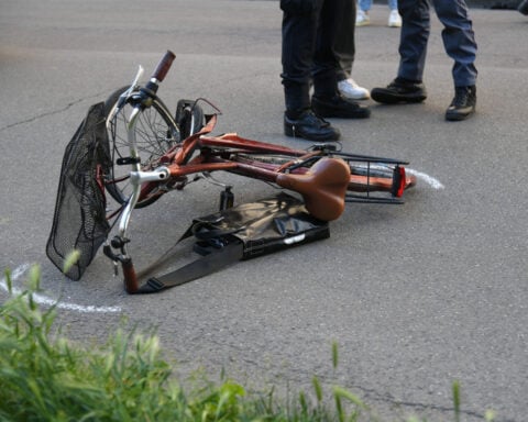 Four bystanders tackle knife-wielding driver after car plows into crowd in Italy