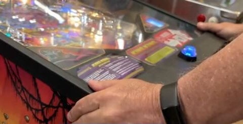 Pinball experiencing a renaissance comeback as pinballer competes in tournaments