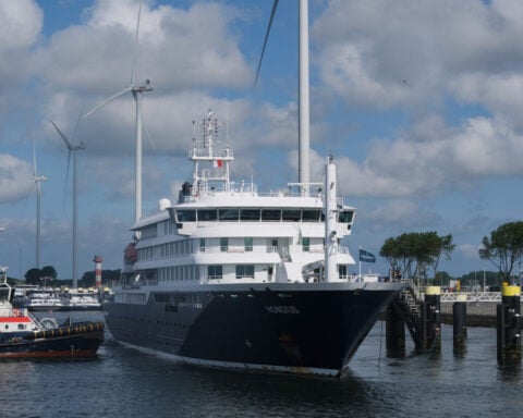 Hantavirus-stricken cruise ship docks in the Netherlands for disinfection