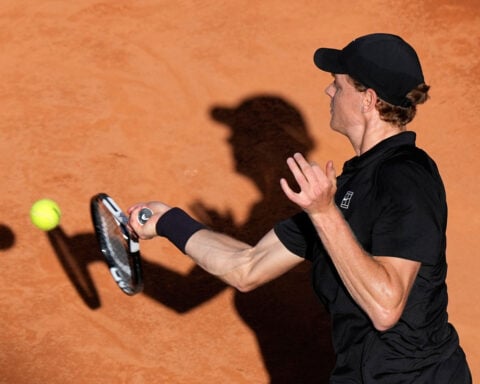 Jannik Sinner enters the French Open on a 29-match win streak, chasing a career Grand Slam