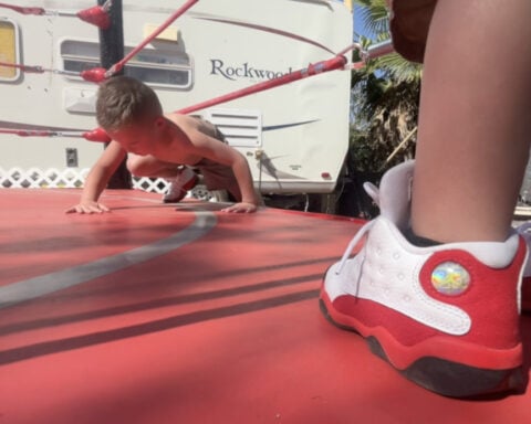 Community steps in to make mini wrestling ring for scammed grandmother