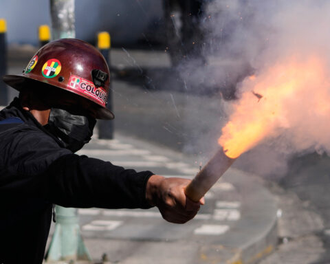 Bolivia protesters allied with ex-leader Morales clash with police as unrest widens