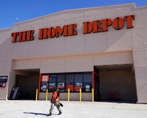 Home Depot profit falls, but it tops expectations in the face of growing economic uncertainty