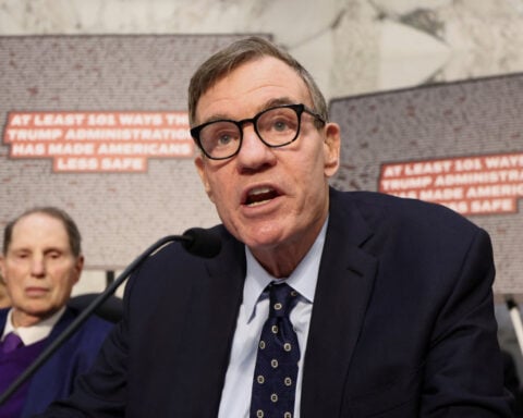 US Senator Warner, Democrat and ex-telecom exec, questions Trump Mobile's claims