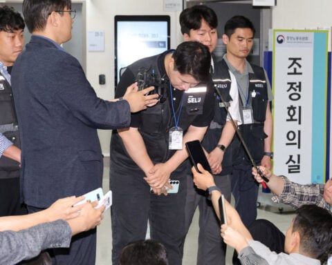 Samsung union suspends planned strike after reaching tentative pay deal