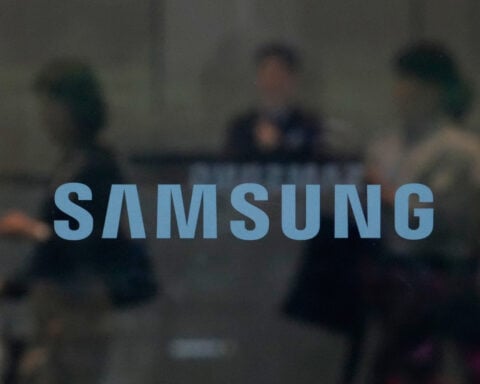 Samsung's union puts off strike after reaching last-minute wage deal with management