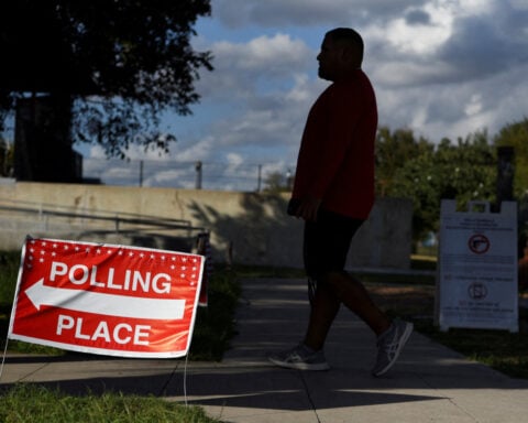 US Supreme Court's uneven approach to election-map rulings boosts Republicans