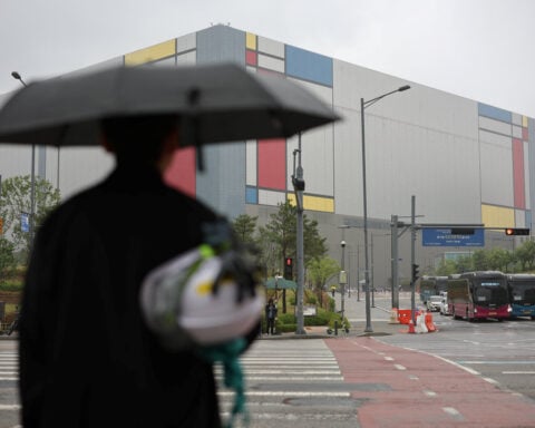 Samsung Electronics' wage drama not over yet