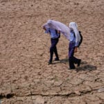Heat wave empties roads and markets in north India as some farmers turn to nighttime work