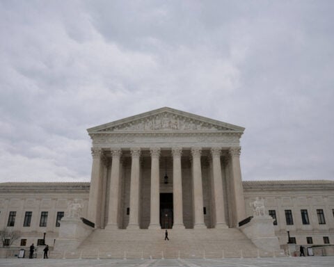 US Supreme Court averts inmate's execution in intellectual disability case