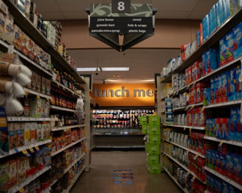 Kroger plans price cuts as new CEO looks to regain shoppers