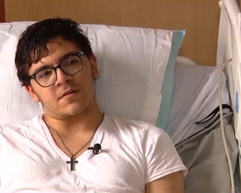 Teen celebrates graduation in the hospital after car accident leaves him paralyzed