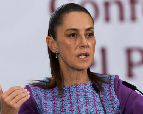 Mexico's Sheinbaum tells her party that officials should quit if tied to corruption, sources say