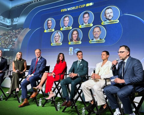 Alexi Lalas says US players citing World Cup pressure are a 'bunch of whiners'