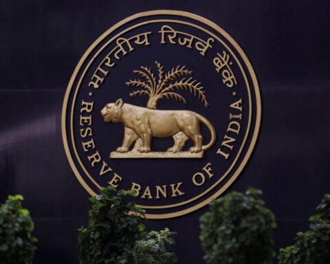 India central bank not in favour of rate hikes to defend rupee, prioritises inflation, sources say