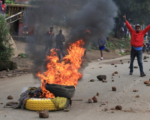 Kenyan public transport operators call off strike after president vows to reduce fuel prices
