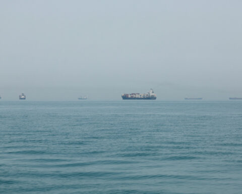 France readies UN resolution on Hormuz as vote on US text stalls
