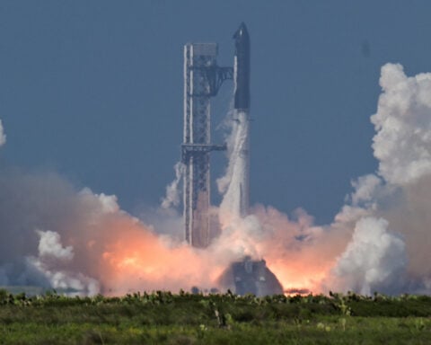 SpaceX's Starship flight hits most targets in pre-IPO test