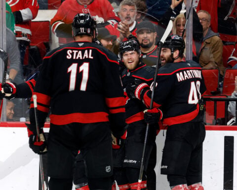 Ehlers' OT goal lifts Hurricanes past Canadiens in Game 2 of Eastern Conference Final