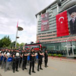 Turkish riot police enter opposition headquarters to evict ousted leaders 