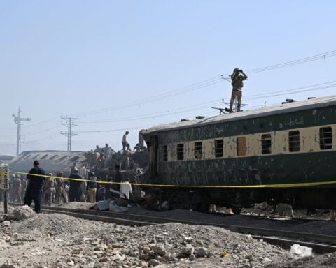 Bomb attack near railway station in southwest Pakistan kills at least 23
