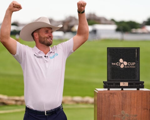 Wyndham Clark shoots 60 to win Byron Nelson, pulling away from Si Woo Kim and Scottie Scheffler