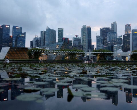 Singapore economy beats expectations in Q1 with 6% annual growth, risks ahead