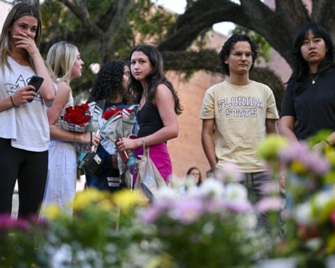 Should AIs be required to report a human user contemplating violence?