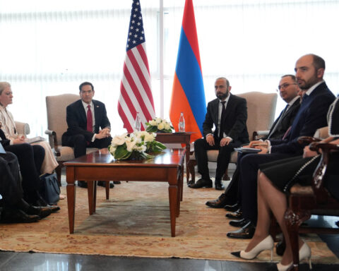 US and Armenia sign partnership agreement ahead of Armenian election