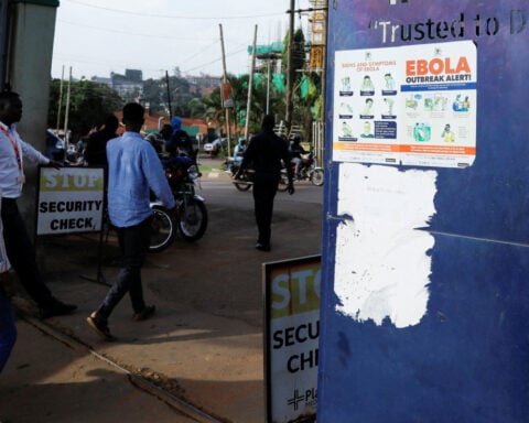 Canada, Bahamas imposes Ebola-related travel bans