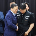 Samsung pay deal marks seismic change for South Korea, emboldening unions