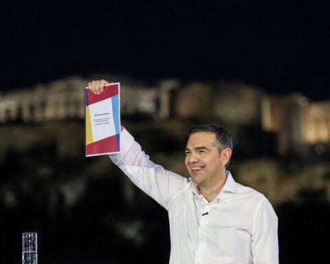 Greece's leftist firebrand Tsipras makes comeback with new political party