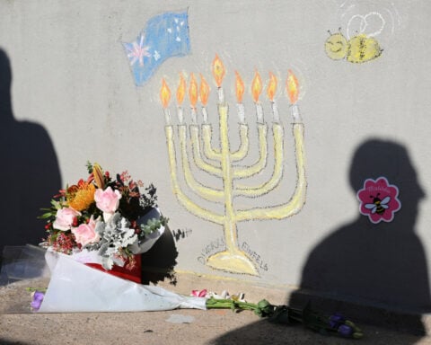 Australian police plan to form a heavily armed team in response to Bondi Beach massacre