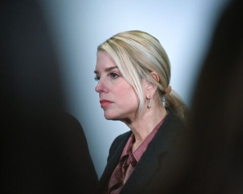 Former Attorney General Pam Bondi diagnosed with thyroid cancer and recovering from treatment