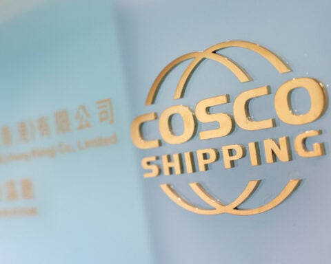 COSCO products tanker leaving Strait of Hormuz, oil traffic still limited