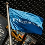 JPMorgan CEO sees expenses going up; shares slide
