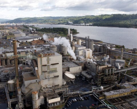 How a tank rupture disrupted life in a tight-knit Washington town that has lived with pulp mills for generations