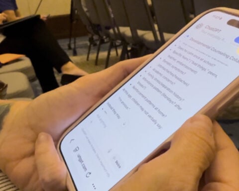 School counselors start turning to AI chatbots to help students with their mental health