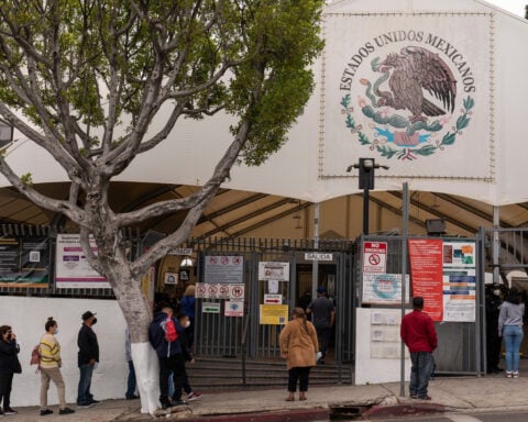 Trump review that could shutter Mexican consulates stokes worries