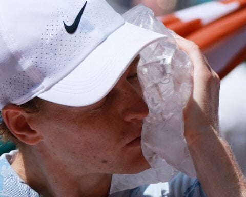 Tennis-Sinner struggles with illness, low energy as Cerundolo shocks French Open favourite in second round