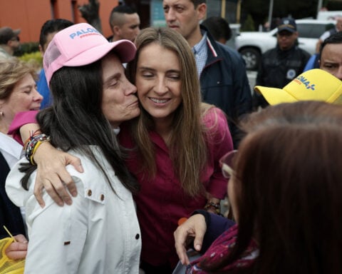 Uribe's protege Valencia seeks to become Colombia’s first female president